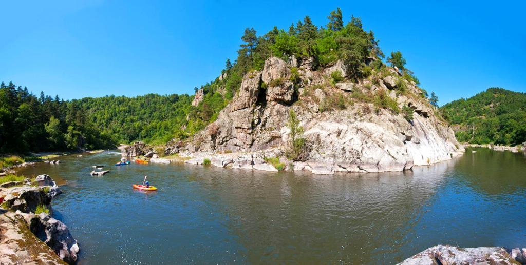 Les Gites Du Val Valprivas Exteriér fotografie